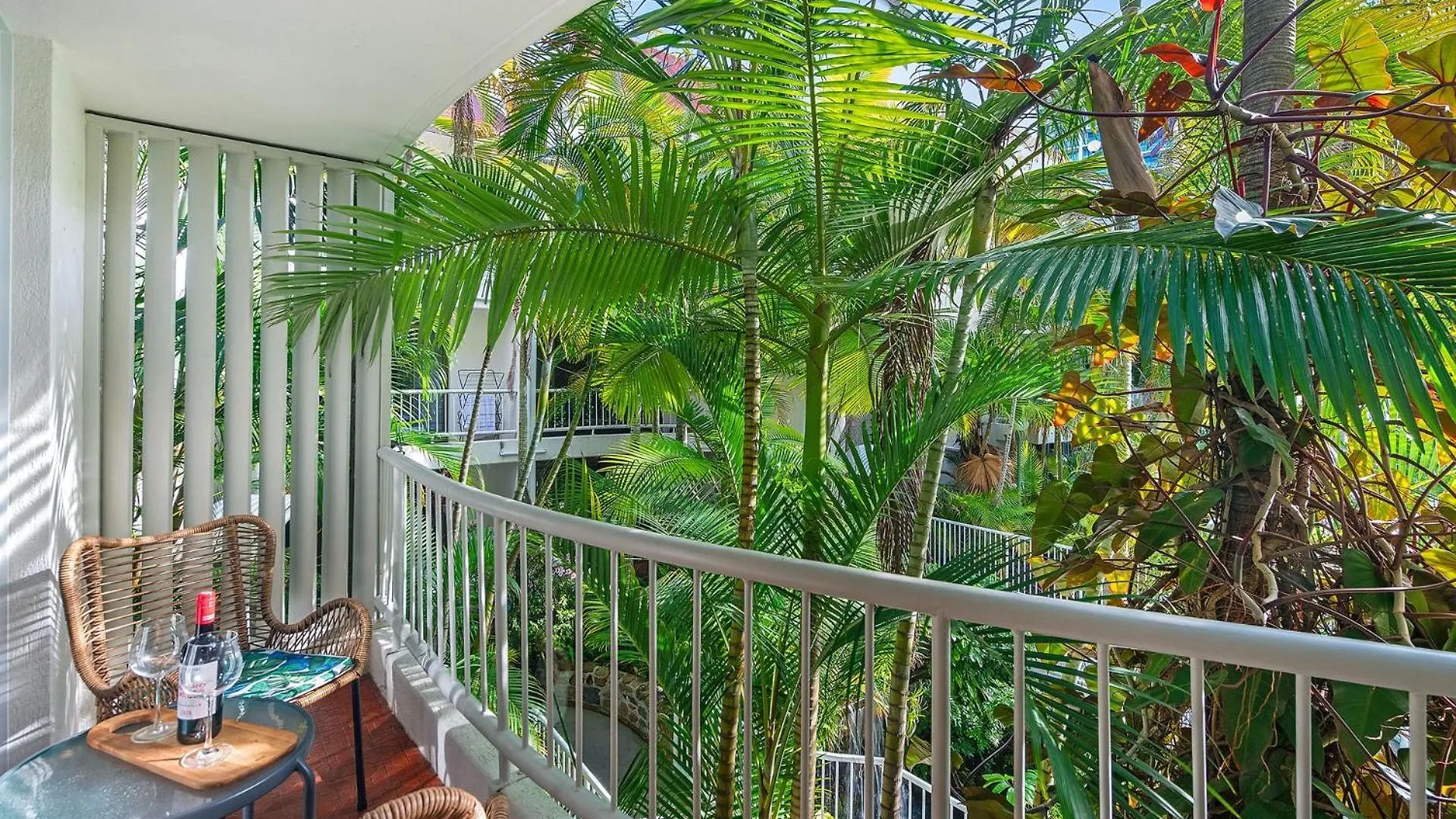 Apartment Copacabana Couples Retreat Gold Coast